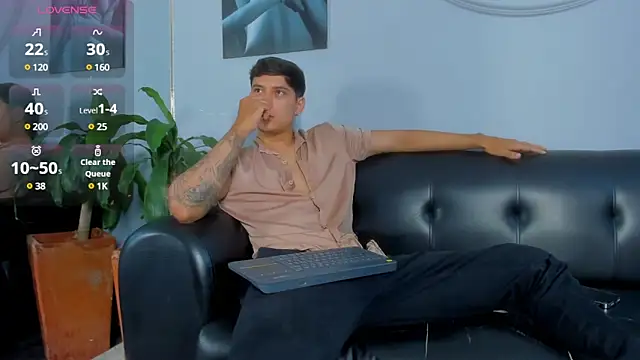 Damian23   online show from February 2025 02:04:02 PM