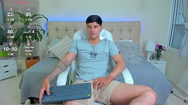 Damian23   online show from February 2025 12:39:01 PM