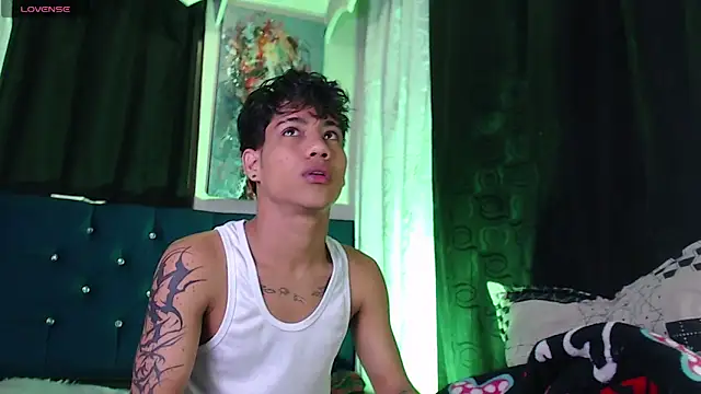 Sexys Boys Hot1 online show from January 2026 01:32:01 AM