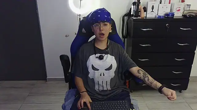 thomascooper7 online show from February 2025 02:23:02 AM