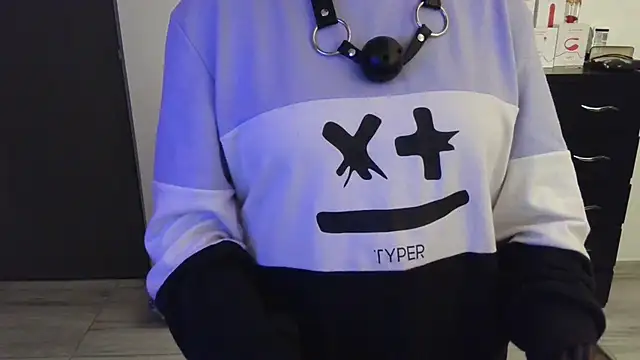 thomascooper7 online show from February 2025 03:02:01 AM