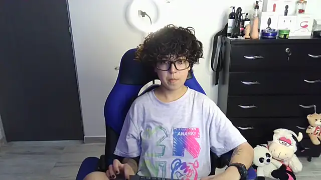 thomascooper7 online show from September 2025 08:12:02 PM