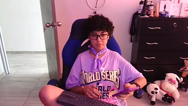 thomascooper7 online show from February 2026 07:52:01 PM