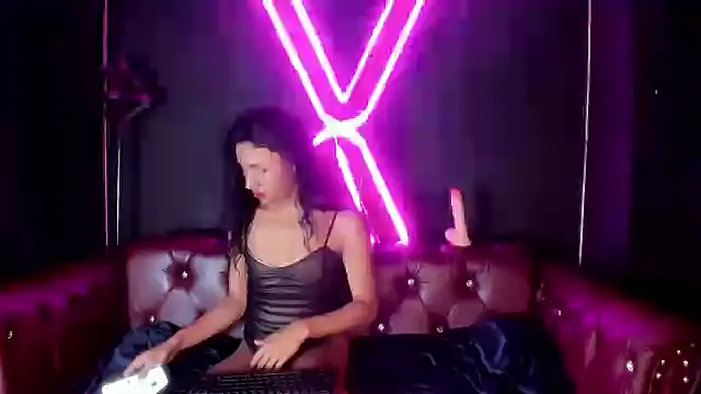 Sabrina Rosse   online show from February 2025 03:44:01 AM