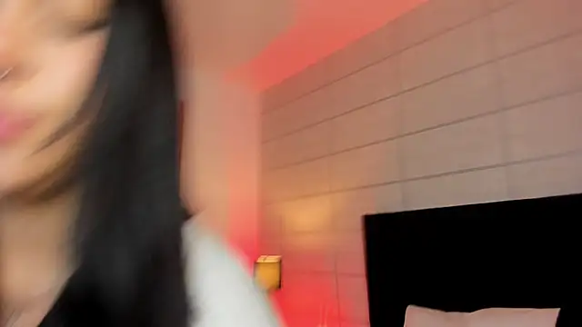 Christine Laam online show from December 2025 12:10:01 PM