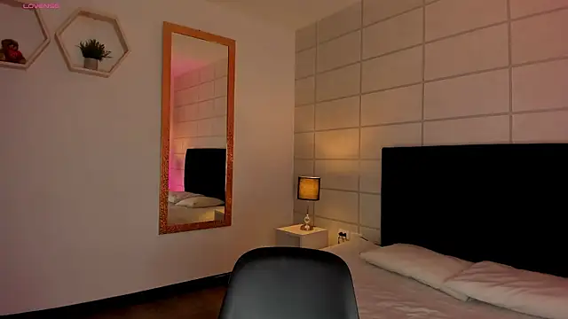 Christine Laam online show from February 2026 12:34:01 PM