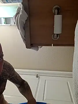 huego79 online show from September 2025 02:38:02 AM