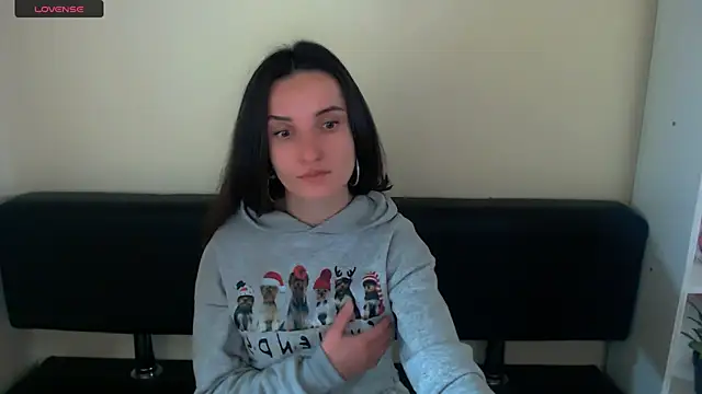 LaimaV  online show from December 2024 03:00:01 PM