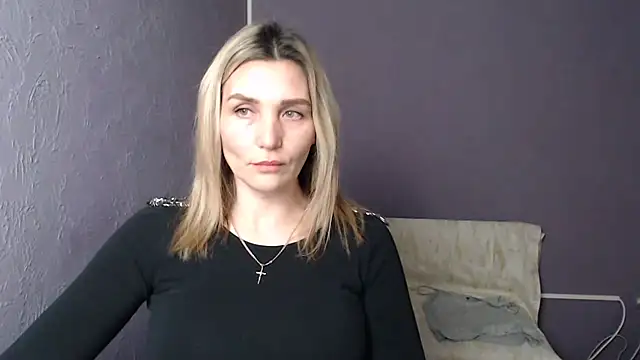  sexy lady online show from February 2025 01:31:02 PM