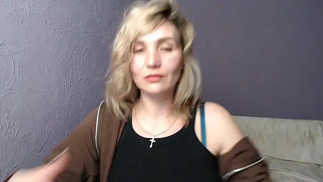  sexy lady online show from March 2025 05:47:02 PM