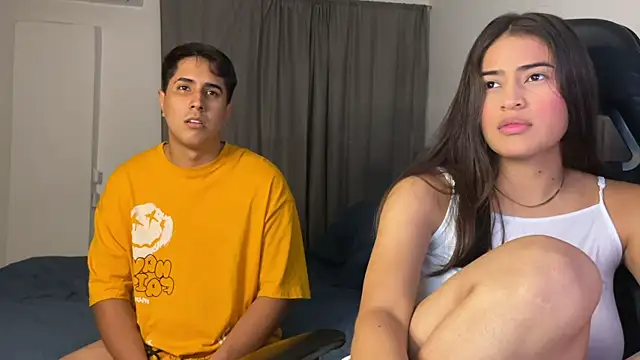 Snapshot of dereckbrownn chatting on January 2025 09:20:01 PM dereckbrownn online show from January 2025 09:20:01 PM