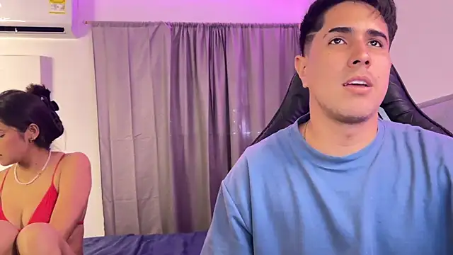 Snapshot of dereckbrownn chatting on January 2025 04:57:01 PM dereckbrownn online show from January 2025 04:57:01 PM