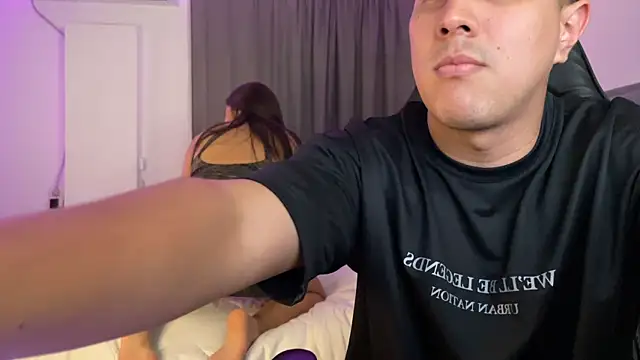 Snapshot of dereckbrownn chatting on February 2025 04:01:01 AM dereckbrownn online show from February 2025 04:01:01 AM