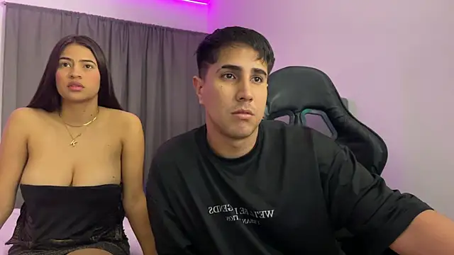 Snapshot of dereckbrownn chatting on February 2025 12:51:02 AM dereckbrownn online show from February 2025 12:51:02 AM