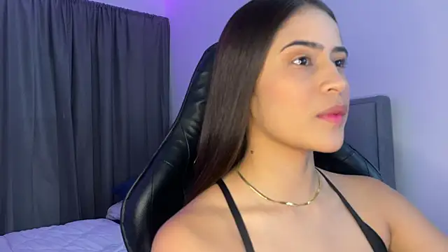 Snapshot of dereckbrownn chatting on March 2025 01:21:02 AM dereckbrownn online show from March 2025 01:21:02 AM