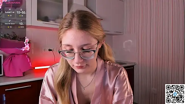 LivyyBossom online show from February 2025 04:43:01 PM