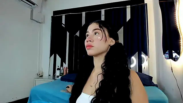 Sofia-candyht online show from December 2024 01:34:01 AM