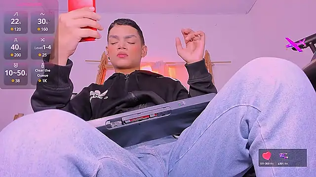 Ian Cooper  online show from December 2024 03:30:01 AM