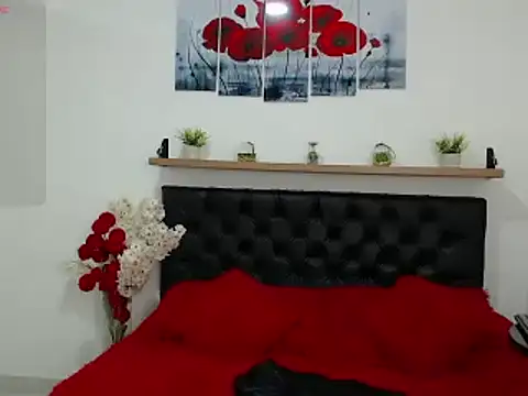 lily f00x online show from January 2025 05:13:02 AM