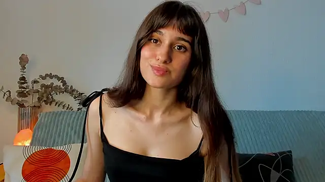 Snapshot of erika_hoiree chatting on September 2025 07:43:01 AM erika hoiree online show from September 2025 07:43:01 AM