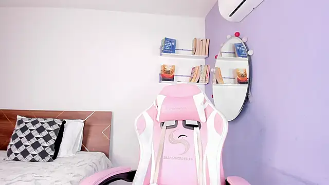 amber maxwell online show from January 2025 08:37:02 PM