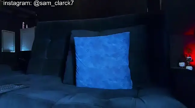 Sam clarck online show from March 2025 02:10:02 AM