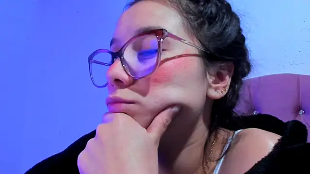 teffy lee online show from December 2024 12:46:01 AM