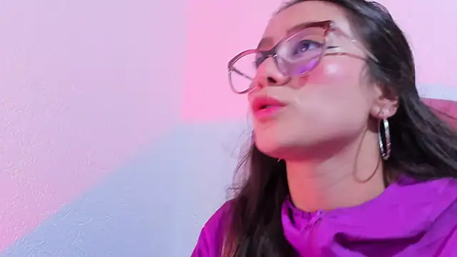 teffy lee online show from March 2025 08:21:01 PM