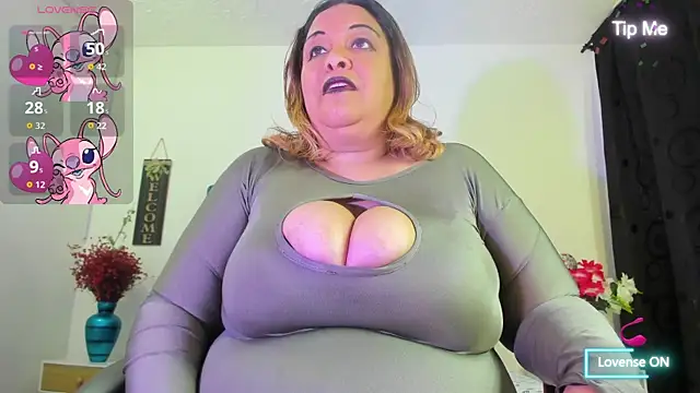 Snapshot of Dubraska1 chatting on September 2025 08:20:01 PM Dubraska1 online show from September 2025 08:20:01 PM