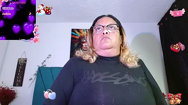 Snapshot of Dubraska1 chatting on November 2025 07:54:01 PM Dubraska1 online show from November 2025 07:54:01 PM