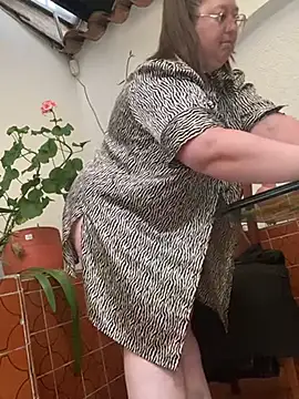 Chloee ep online show from December 2024 10:38:02 PM