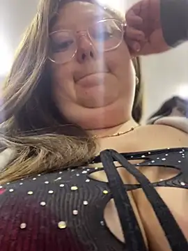 Chloee ep online show from December 2024 01:34:01 AM