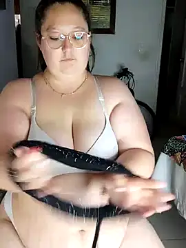 Chloee ep online show from February 2025 06:08:02 PM