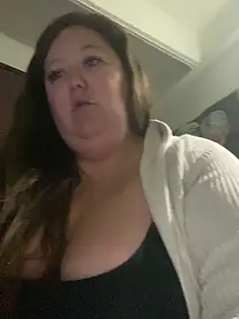 Chloee ep online show from October 2025 01:58:02 AM