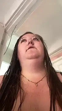 Chloee ep online show from October 2025 04:41:01 PM