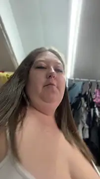 Snapshot of Chloee_ep chatting on April 2026 01:01:01 PM Chloee ep online show from April 2026 01:01:01 PM