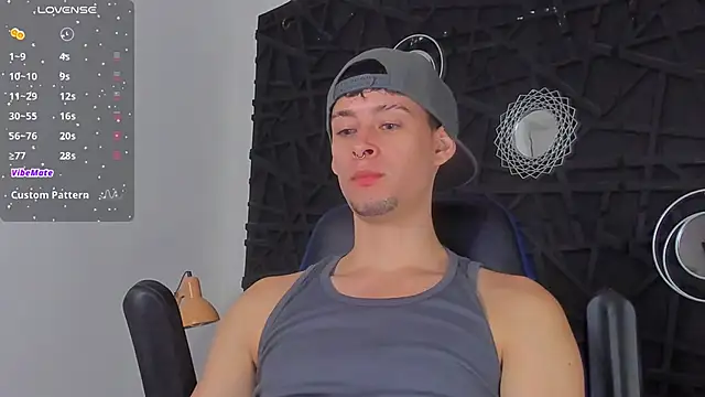 JadeSmiith  online show from January 2025 09:12:01 PM