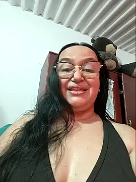 Gia Nahomi online show from January 2025 10:07:02 PM