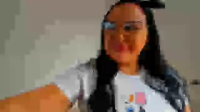 Gia Nahomi online show from March 2025 01:57:02 PM