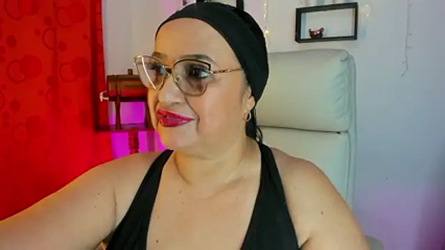 Snapshot of Gia_Nahomi chatting on February 2026 11:08:02 PM Gia Nahomi online show from February 2026 11:08:02 PM