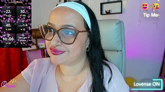 Snapshot of Gia_Nahomi chatting on March 2026 10:16:02 PM Gia Nahomi online show from March 2026 10:16:02 PM