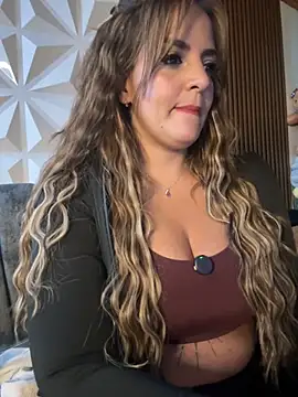 Snapshot of Ambarsexbutler chatting on November 2025 09:25:02 PM Ambarsexbutler online show from November 2025 09:25:02 PM