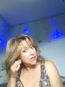 almaluna7 online show from February 2025 01:23:02 AM