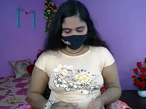 Snapshot of Hot_Maleka chatting on February 2026 04:48:01 PM Hot Maleka online show from February 2026 04:48:01 PM