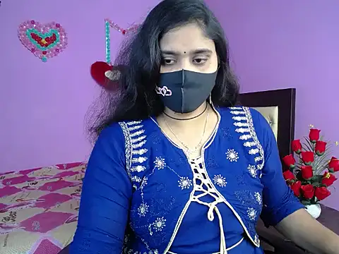 Snapshot of Hot_Maleka chatting on February 2026 05:13:02 PM Hot Maleka online show from February 2026 05:13:02 PM