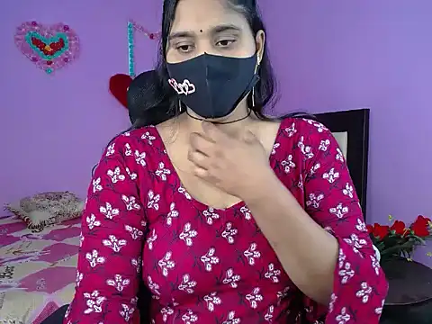 Snapshot of Hot_Maleka chatting on February 2026 04:30:01 PM Hot Maleka online show from February 2026 04:30:01 PM