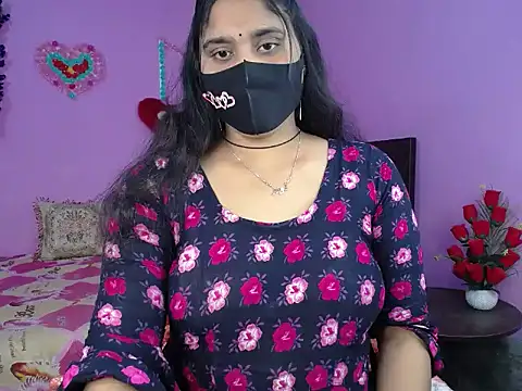 Snapshot of Hot_Maleka chatting on February 2026 04:27:02 PM Hot Maleka online show from February 2026 04:27:02 PM