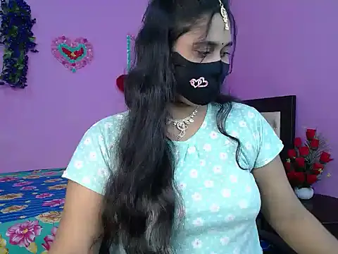 Hot Maleka online show from March 2026 05:28:01 PM