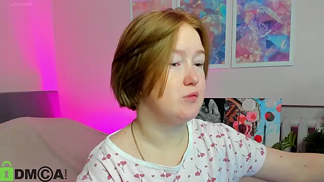 Sara Robinson online show from October 2025 02:41:02 AM