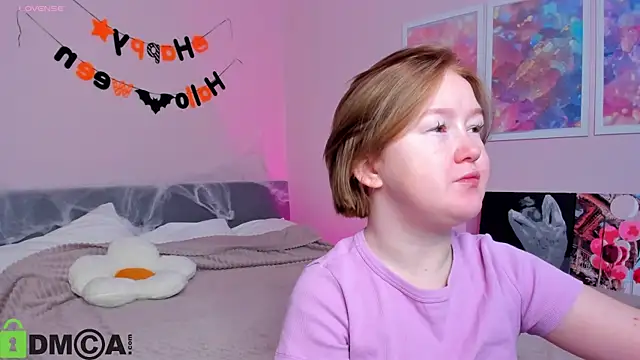 Sara Robinson online show from October 2025 02:36:02 AM